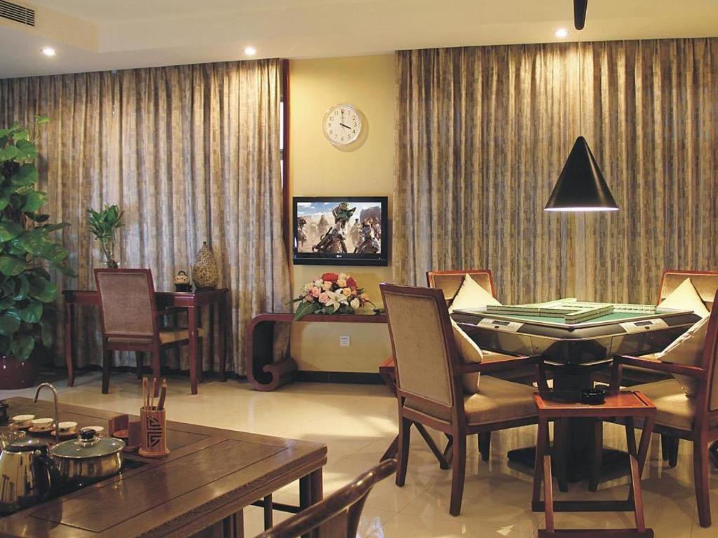 Dongguan Silver World Garden Hotel Exterior photo