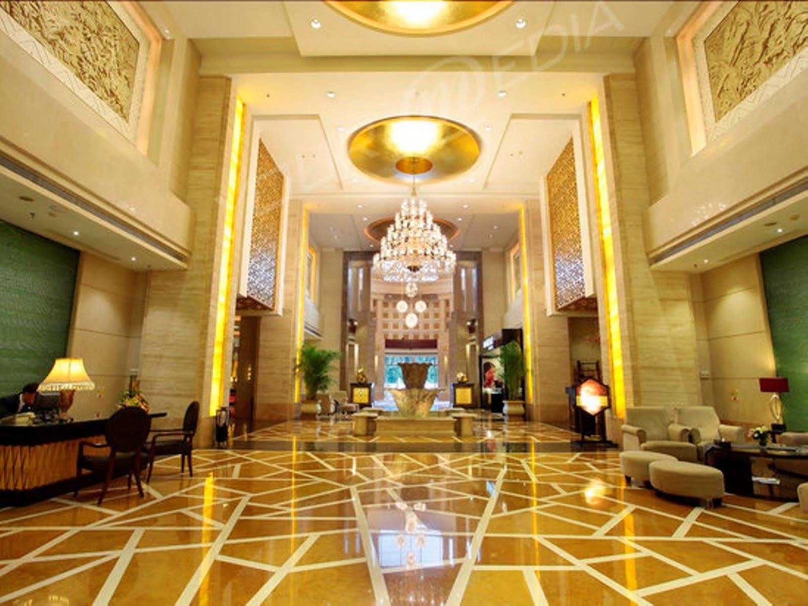 Dongguan Silver World Garden Hotel Exterior photo